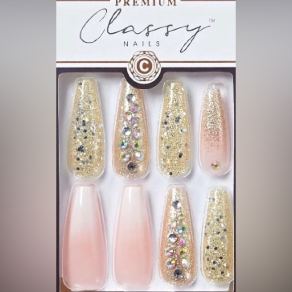 KISS 3D Premium Classy “Be•You•Tiful” Glam Bejeweled Gel Nail Kit - Picture 1 of 8